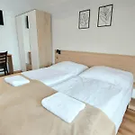 Gasthof Podlavice *